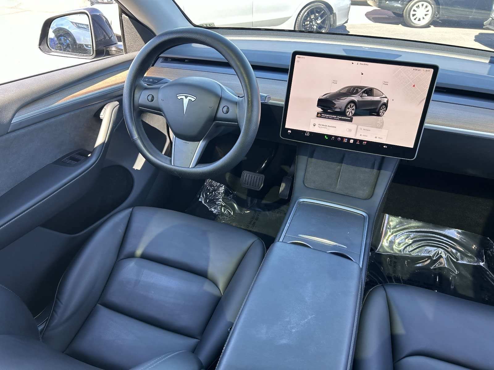 Used 2023 Tesla Model Y AWD image 18