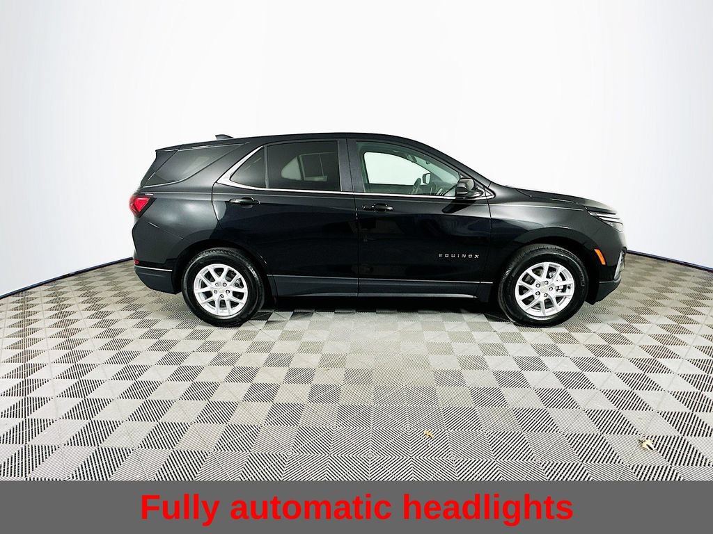 Used 2024 Chevrolet Equinox LT FWD image 12