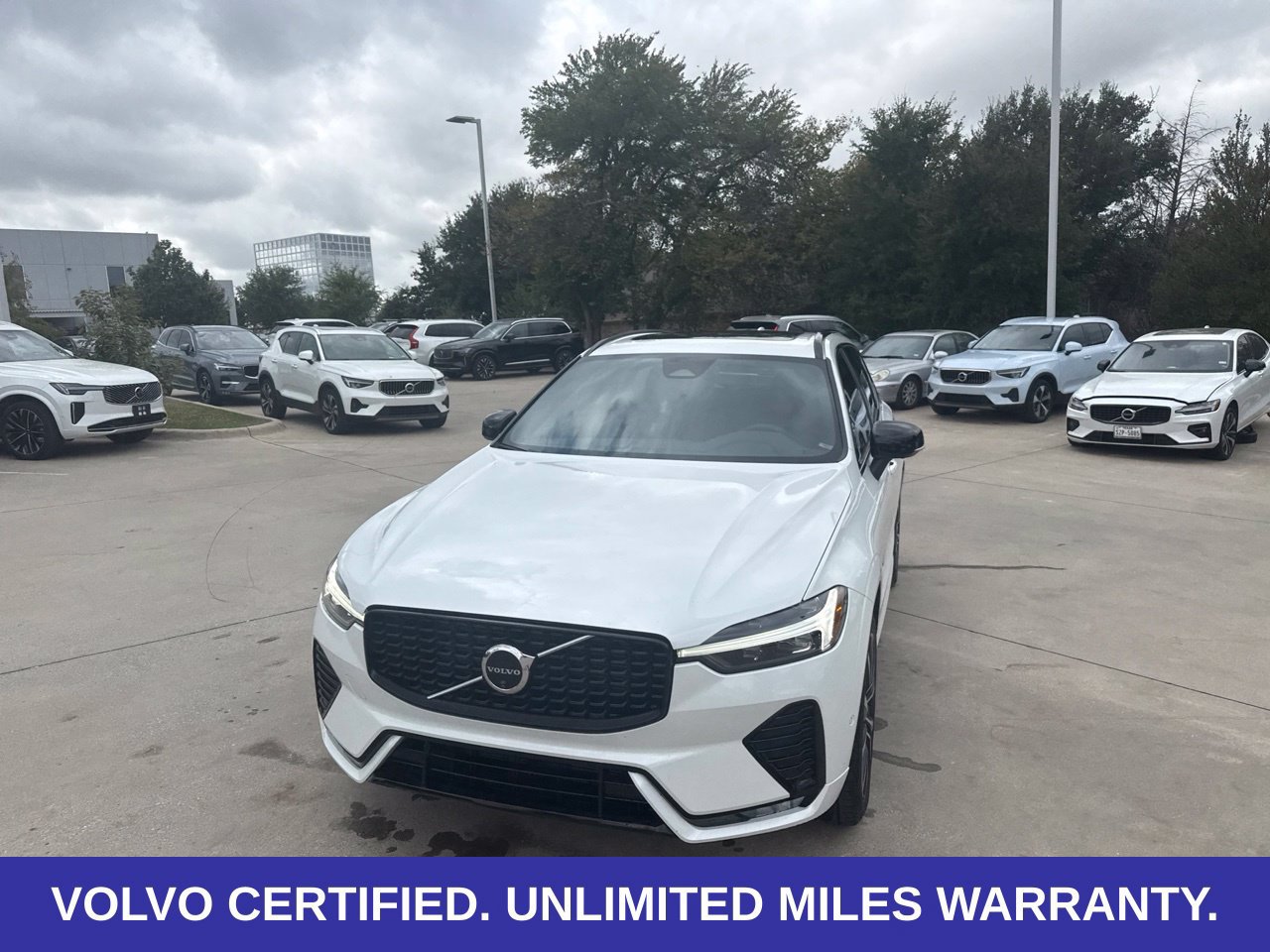 Certified 2024 Volvo XC60 B5 Plus w/ Protection Package Premier AWD/4WD image 2