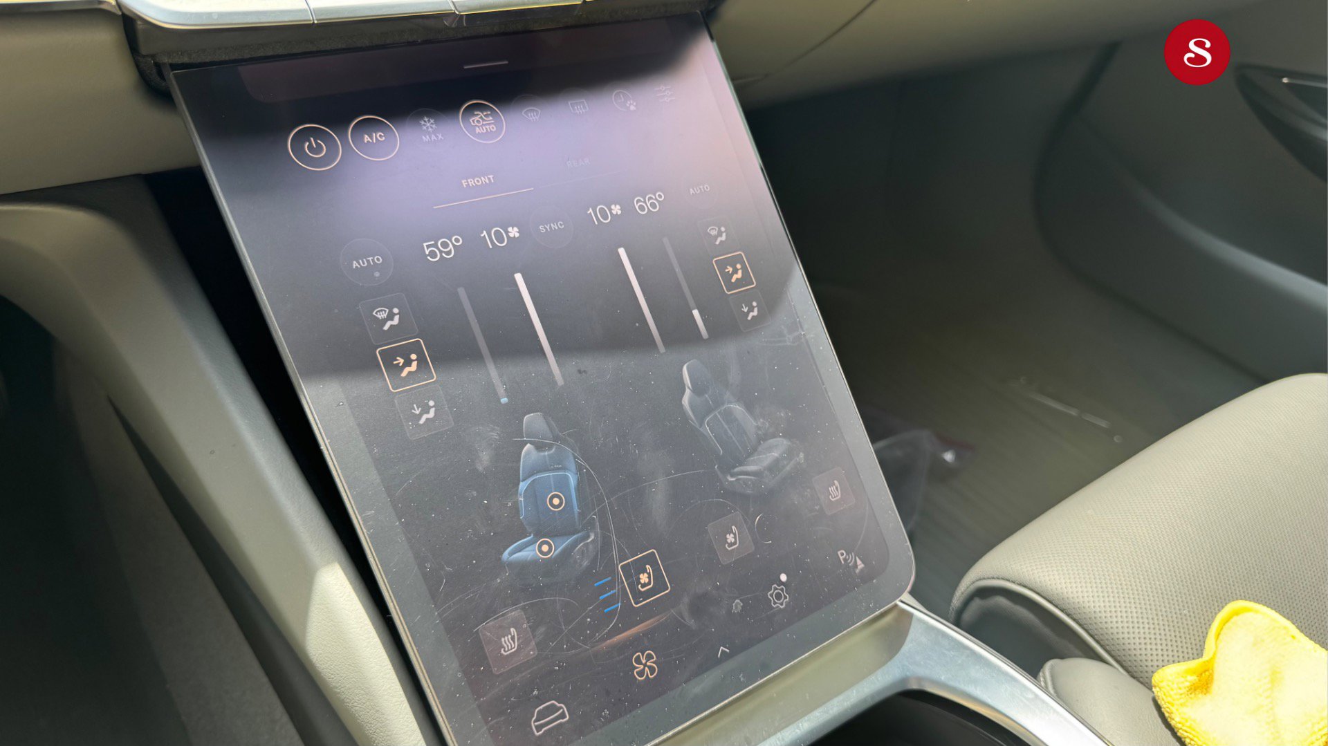 Used 2025 Lucid Air Pure RWD image 15