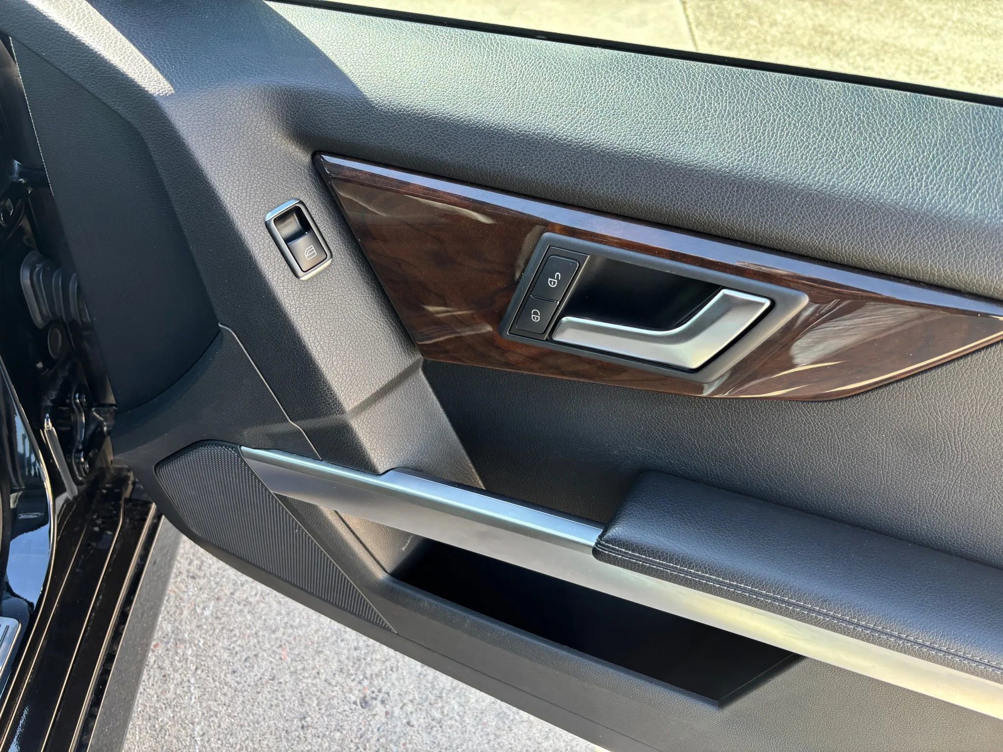 Used 2015 Mercedes-Benz GLK 350 GLK 350 Sport Utility 4D image 22