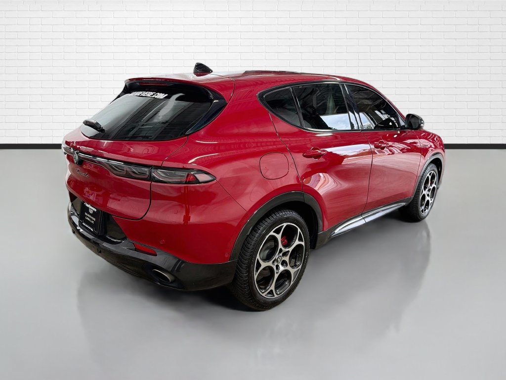 Used 2024 Alfa Romeo Tonale Veloce AWD/4WD image 9