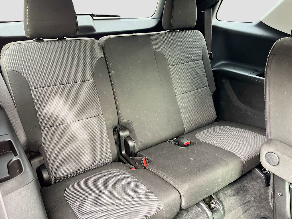 Used 2020 Chevrolet Traverse LT image 28