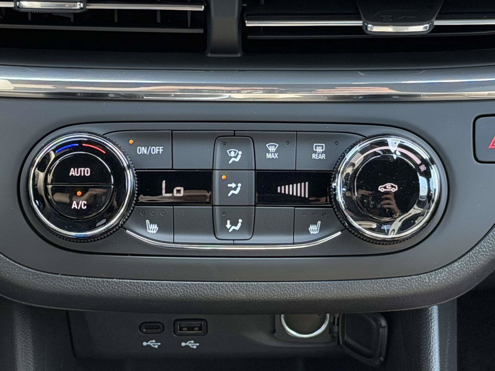New 2026 Buick Envista Preferred w/ Convenience I Package FWD image 13