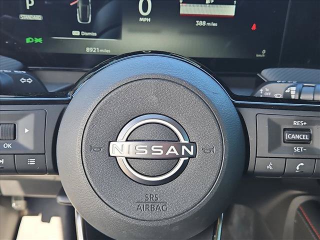 Used 2025 Nissan Kicks SR FWD image 10