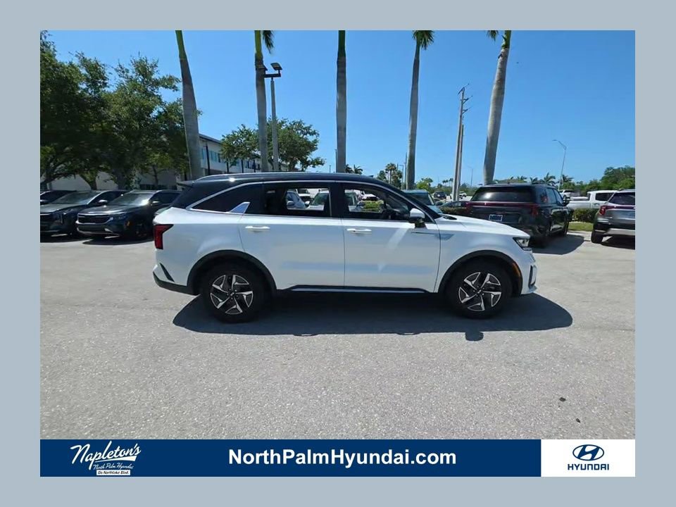 Used 2021 Kia Sorento EX FWD image 1