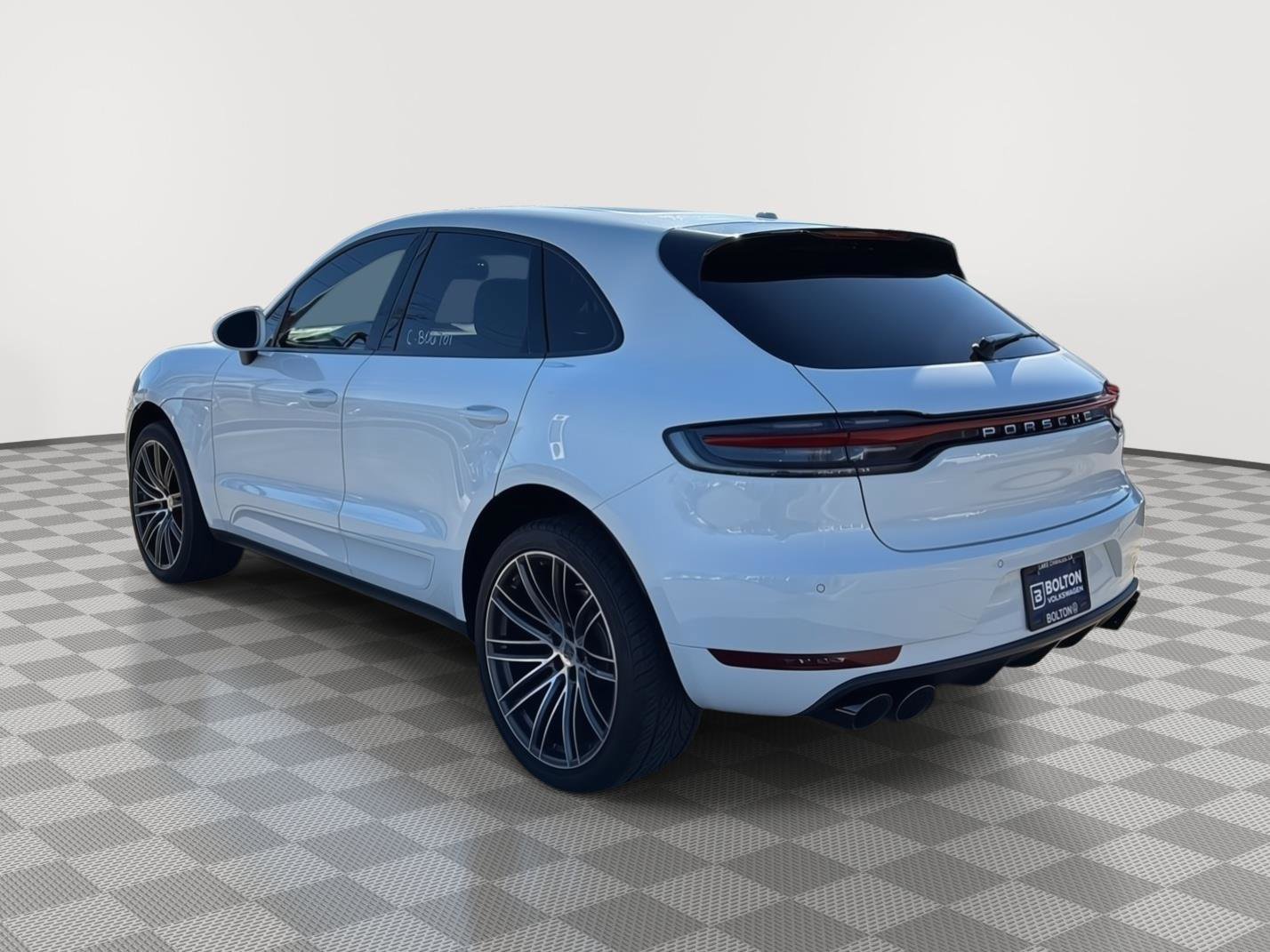 Used 2020 Porsche Macan image 3
