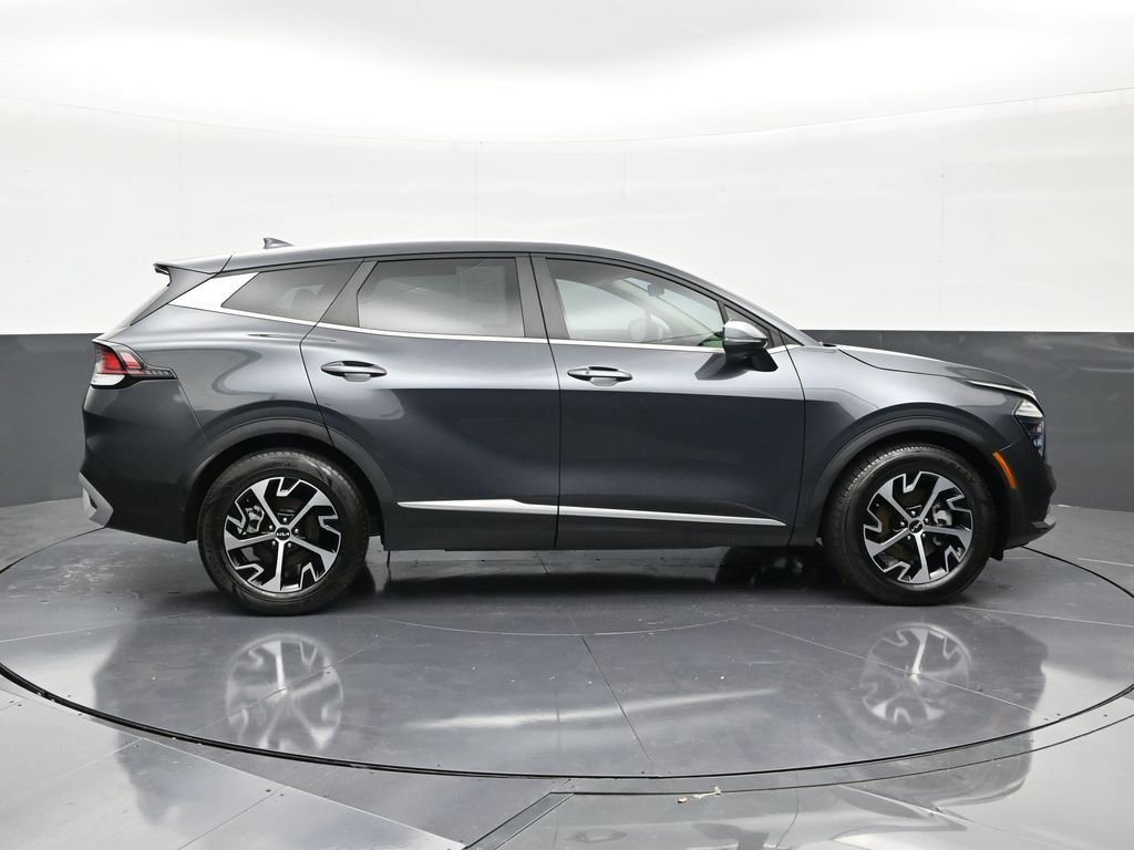 Used 2024 Kia Sportage EX image 6