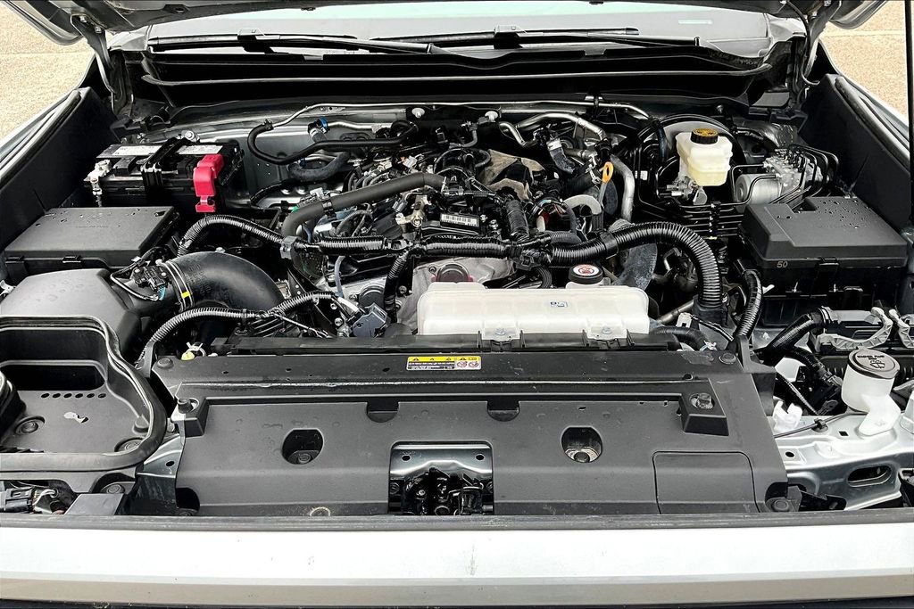 Used 2025 Toyota Tacoma SR image 31