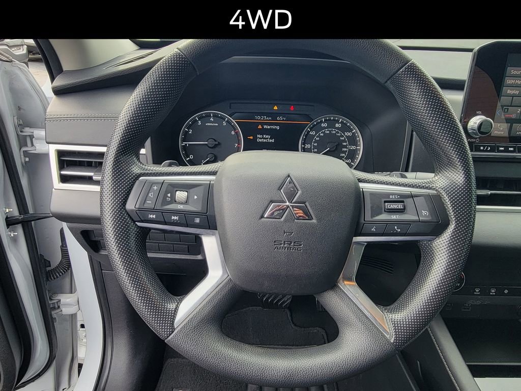 Used 2022 Mitsubishi Outlander ES AWD/4WD image 19