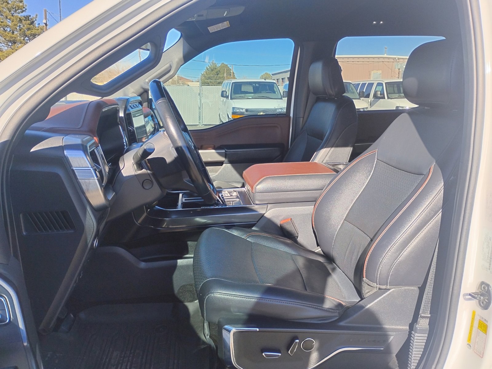 Used 2022 Ford F150 Lariat w/ Equipment Group 502A High image 12