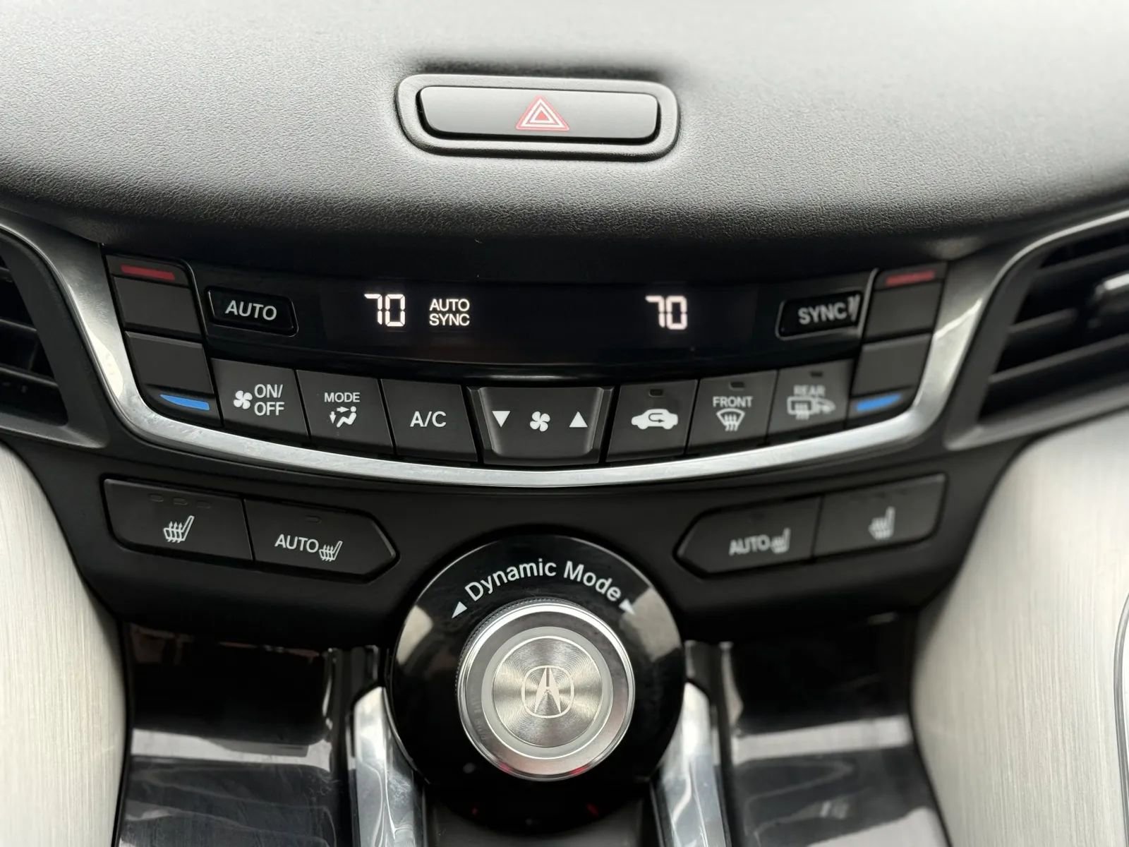 Used 2023 Acura TLX w/Tech image 30