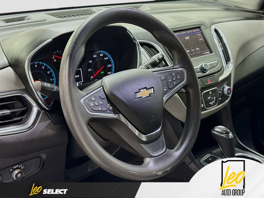 Used 2020 Chevrolet Equinox LS w/ LS Convenience Package AWD/4WD image 14