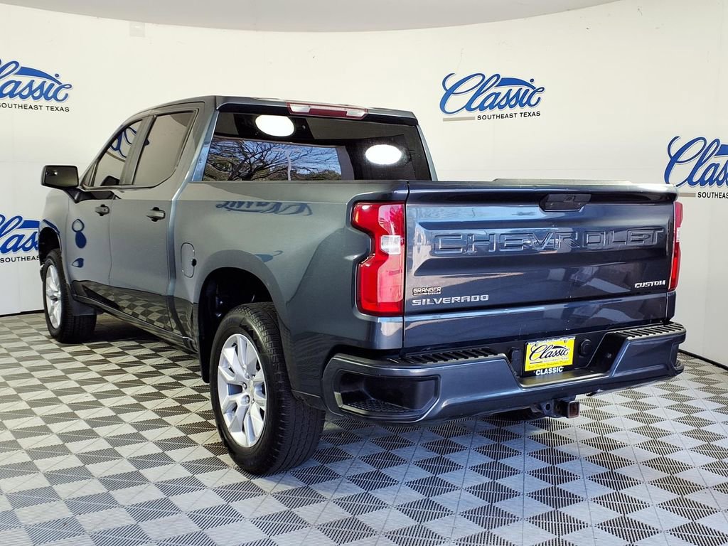 Used 2021 Chevrolet Silverado 1500 Custom image 2