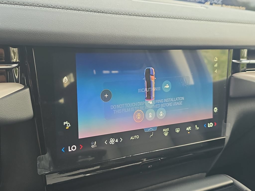 New 2027 Lincoln Navigator Premiere RWD image 20