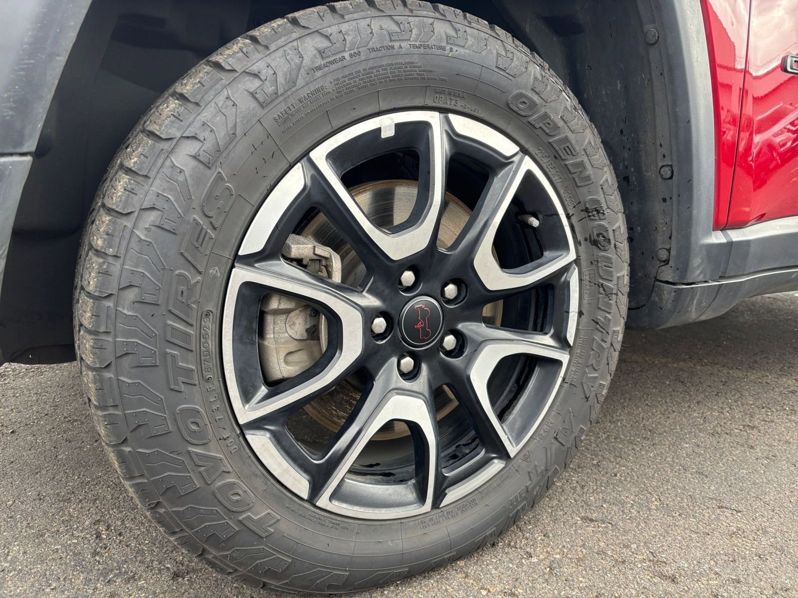 Used 2025 Jeep Compass Trailhawk image 30