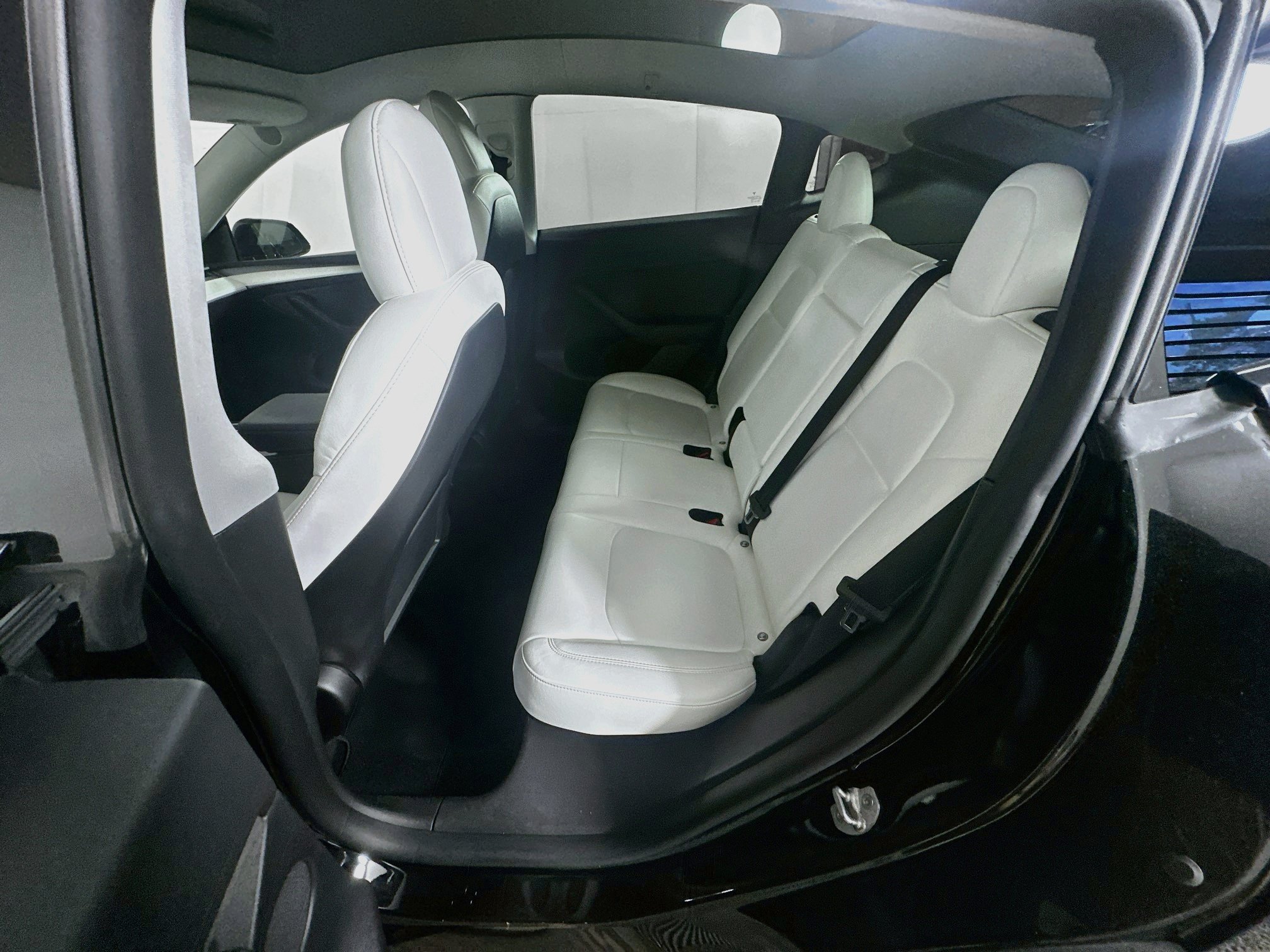 Used 2023 Tesla Model Y Performance AWD/4WD image 25
