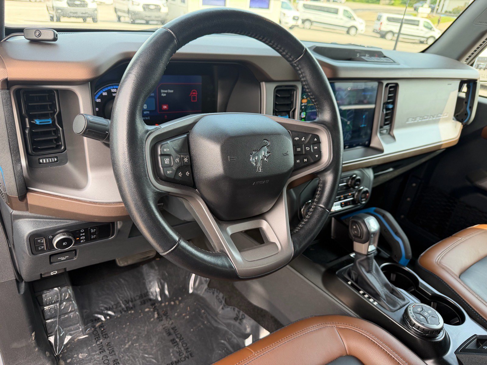 Used 2023 Ford Bronco Outer Banks AWD/4WD image 35