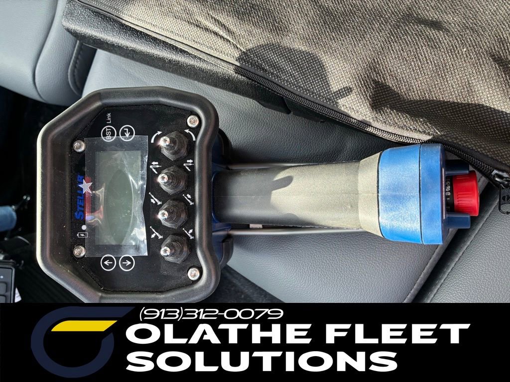 New 2026 Ford F550 4x4 Supercab Super Duty image 24