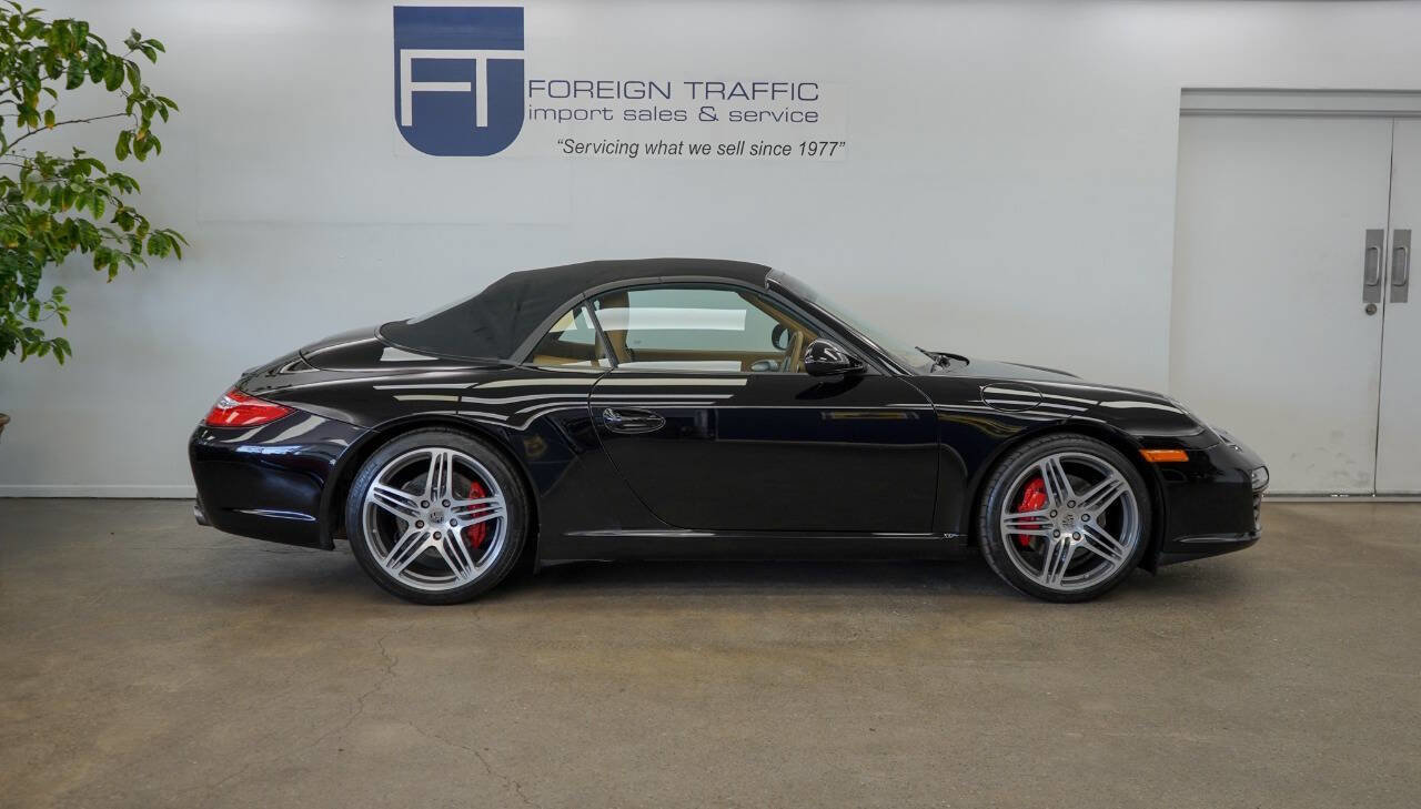 Used 2009 Porsche 911 Carrera S image 17