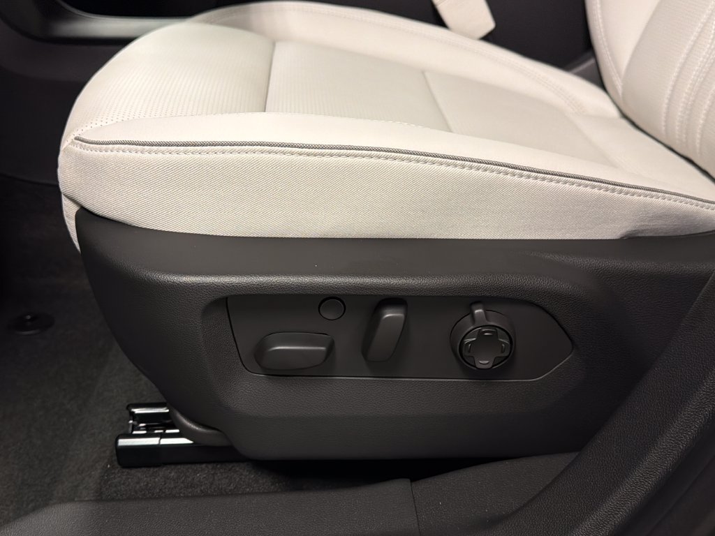 New 2026 Buick Envision Avenir AWD/4WD image 24