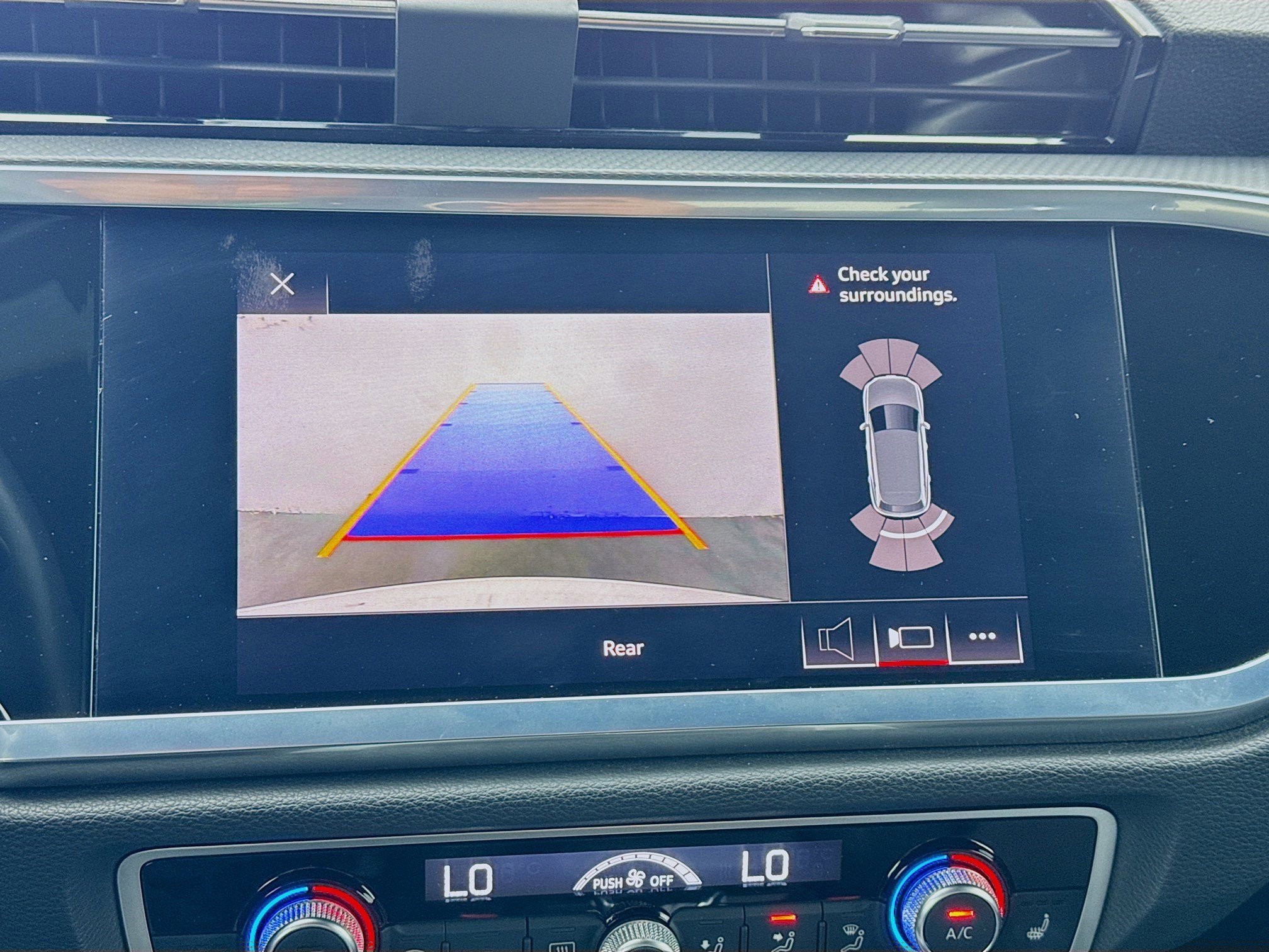 Used 2021 Audi Q3 2.0T Premium w/ Convenience Package image 10