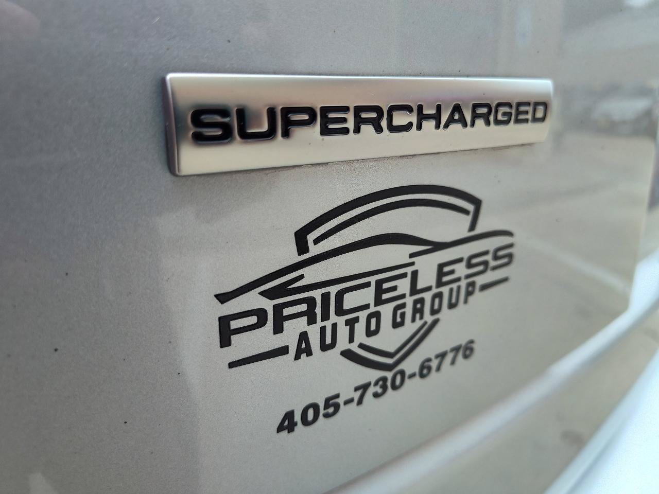 Used 2019 Land Rover Range Rover Supercharged AWD/4WD image 12