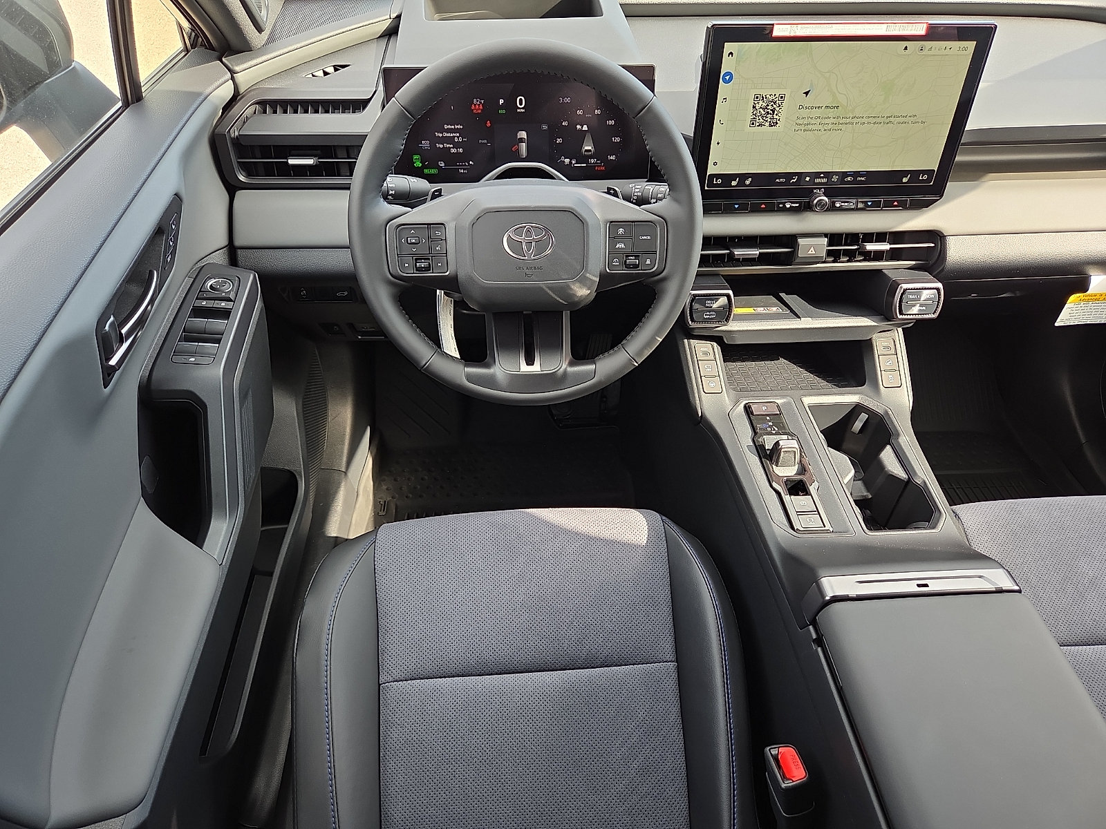 New 2026 Toyota RAV4 XSE w/ Panoramic Sun Roof Package AWD/4WD image 8