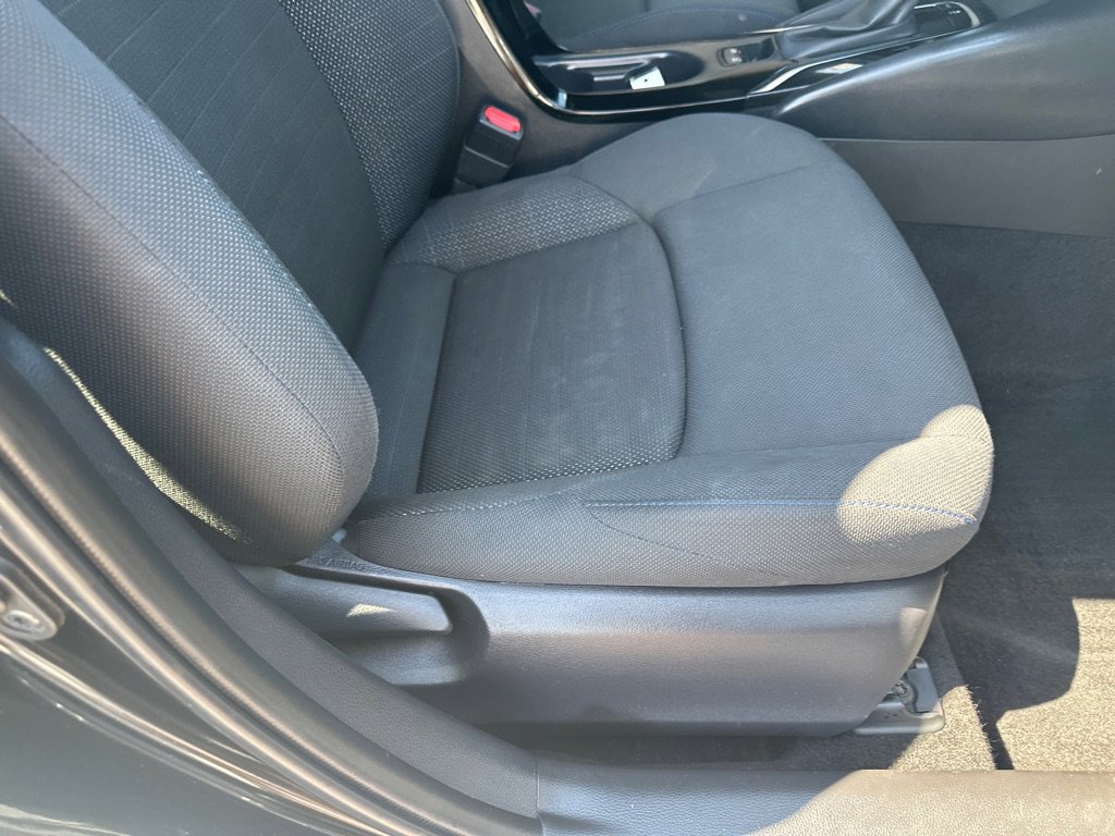 Used 2021 Toyota Corolla SE w/ SE Premium Package image 10