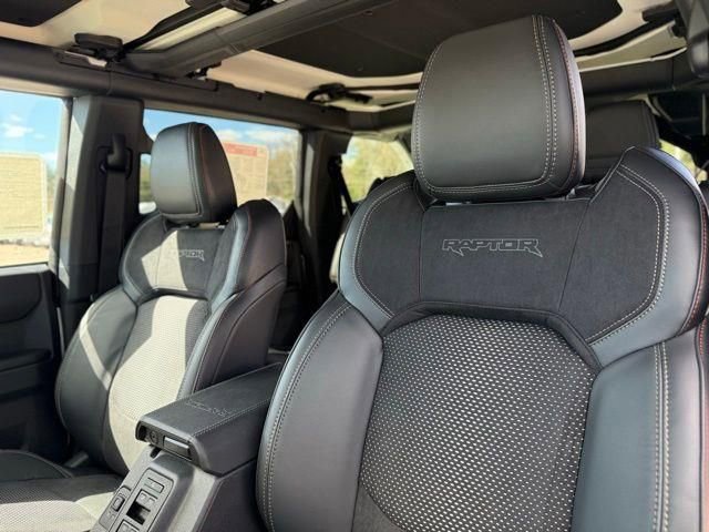 New 2026 Ford Bronco Raptor AWD/4WD image 16