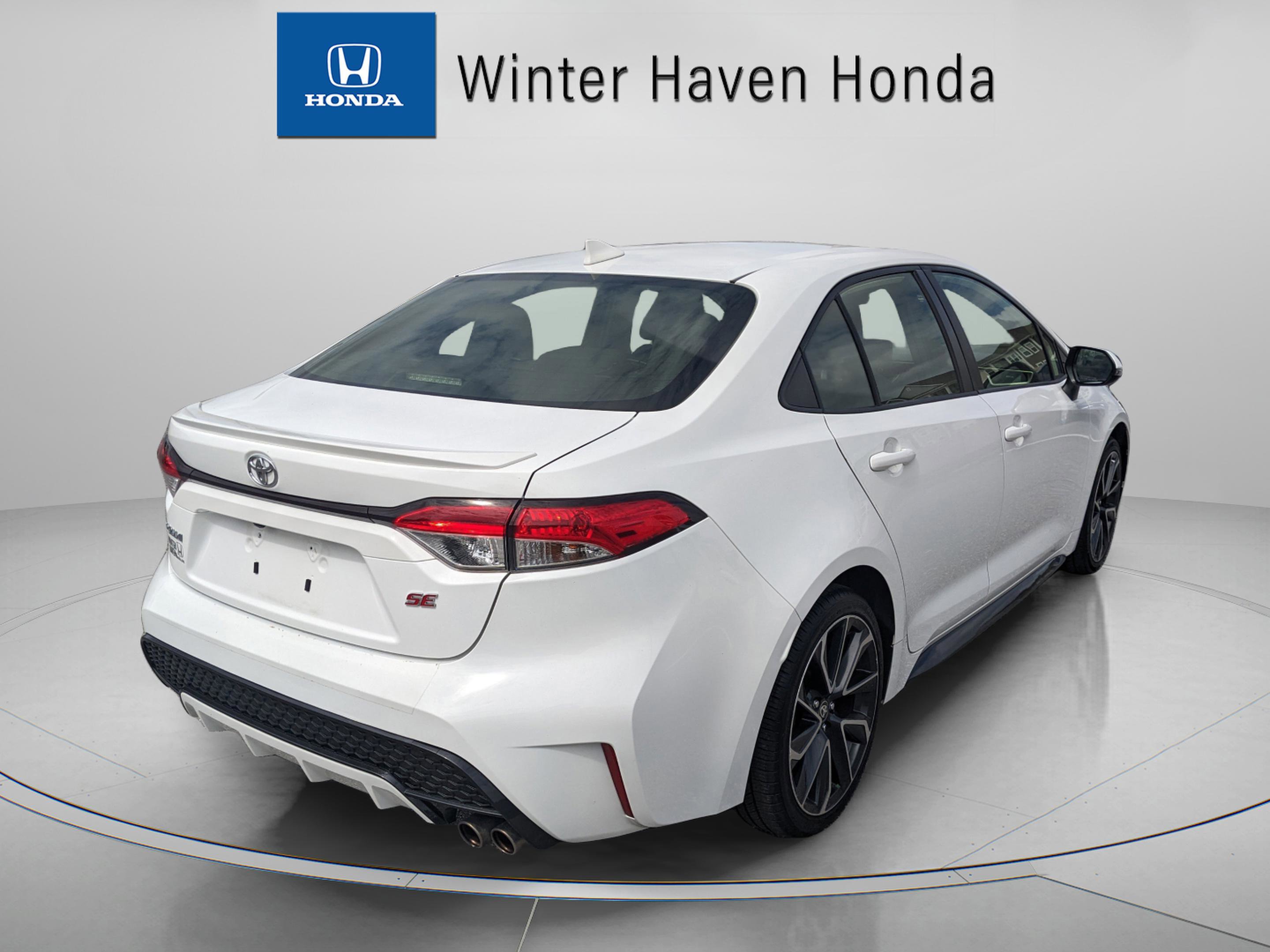 Used 2022 Toyota Corolla SE image 8