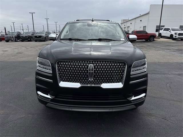 Used 2021 Lincoln Navigator Black Label w/ Cargo Convenience Package image 7