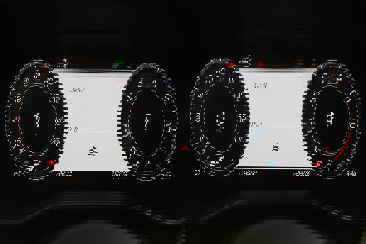 Used 2024 Jaguar XF R-Dynamic SE image 21