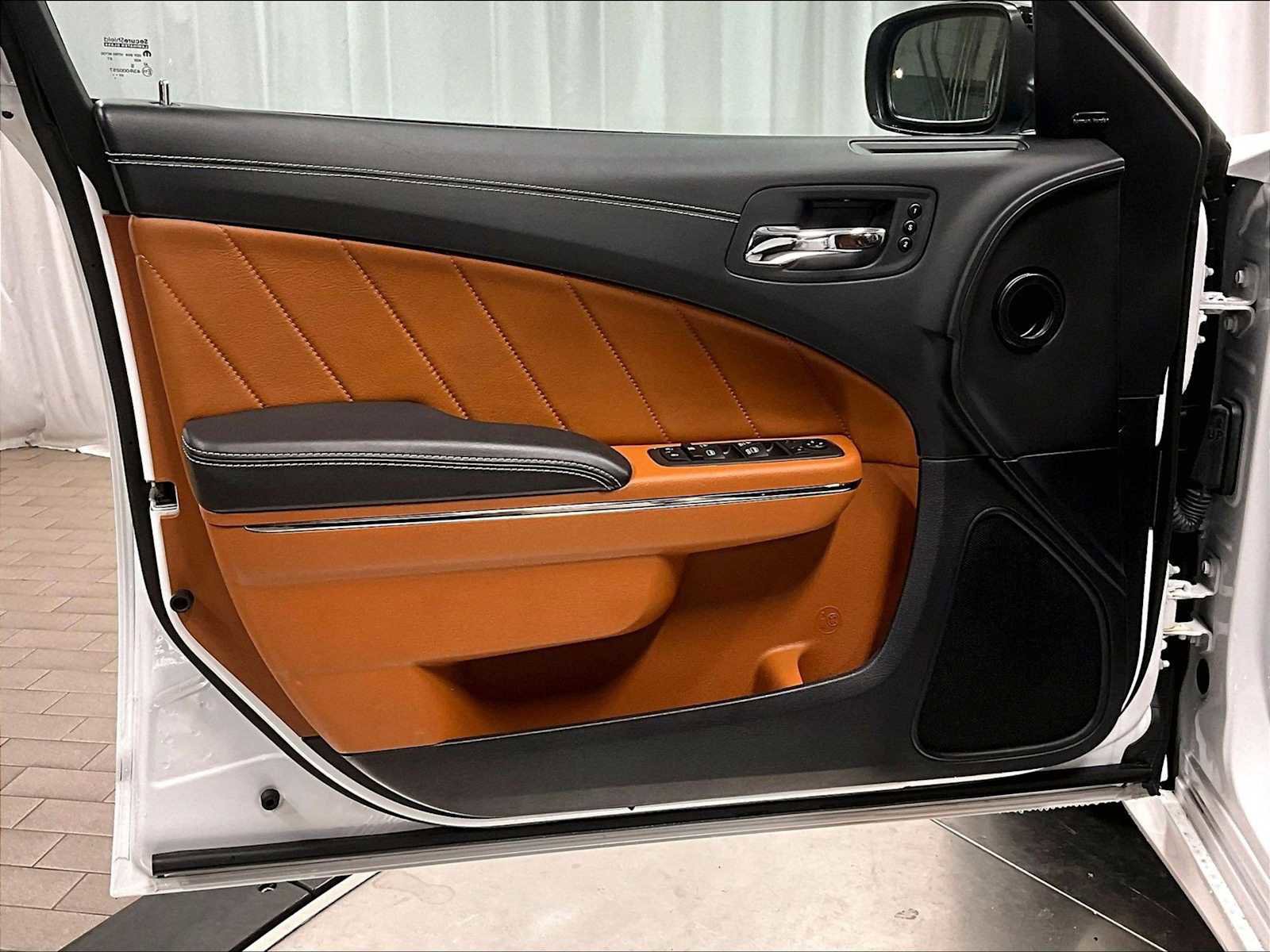 Used 2023 Dodge Charger SRT Hellcat w/ Harman/Kardon Audio Group image 25