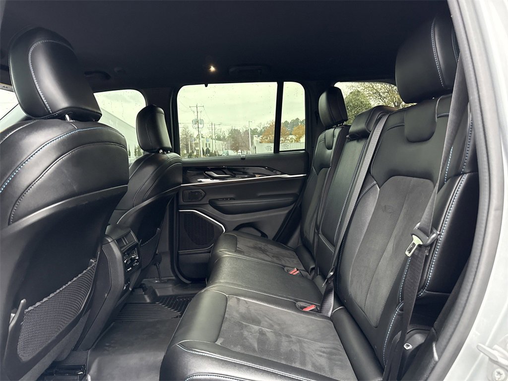 Used 2022 Jeep Grand Cherokee Trailhawk w/ Advanced Protech Group II image 13