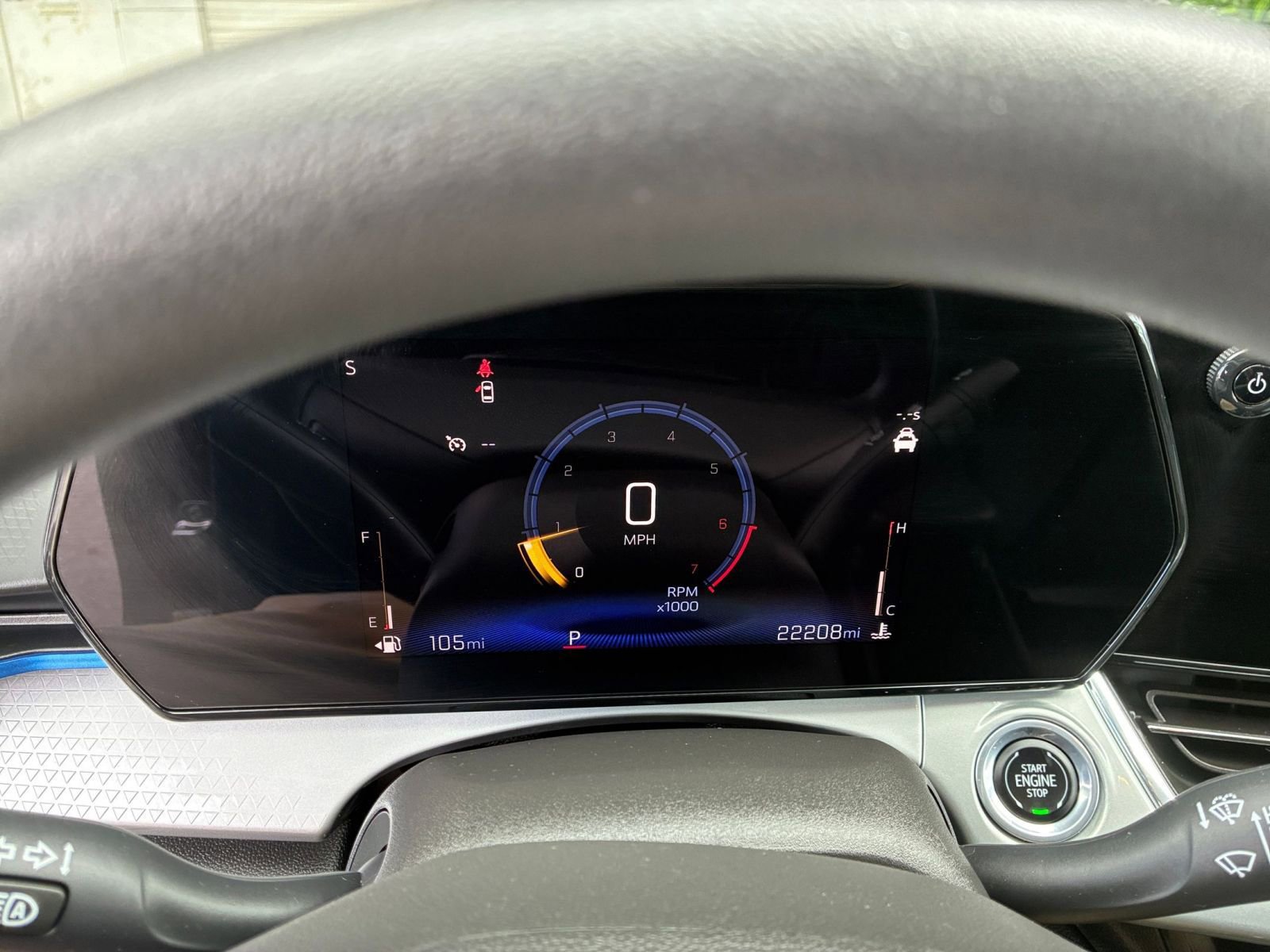 Used 2025 Chevrolet Trax LT FWD image 40