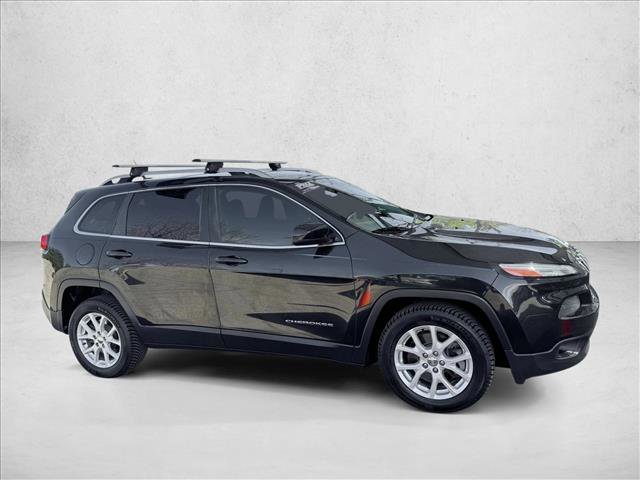 Used 2014 Jeep Cherokee Latitude w/ Comfort/Convenience Group FWD video 4