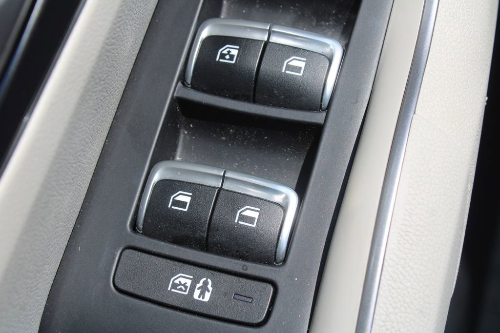 Certified 2025 Kia Sorento S w/ Panoramic Sunroof Package FWD image 20
