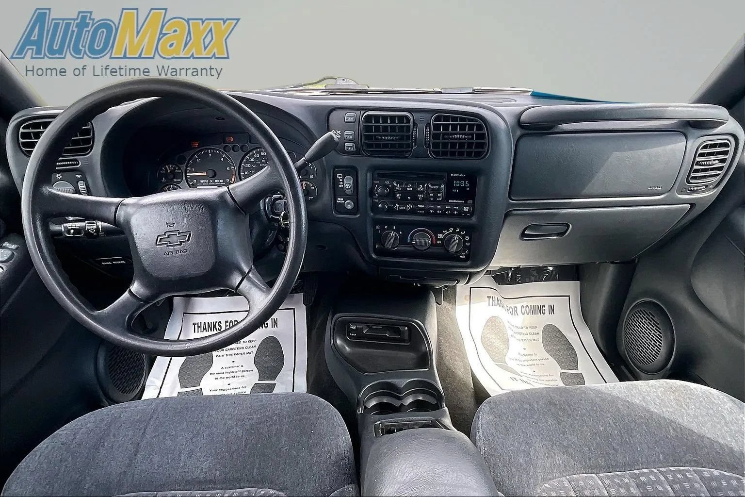 Used 2000 Chevrolet Blazer LS w/ LS Preferred Equipment Group AWD/4WD image 10