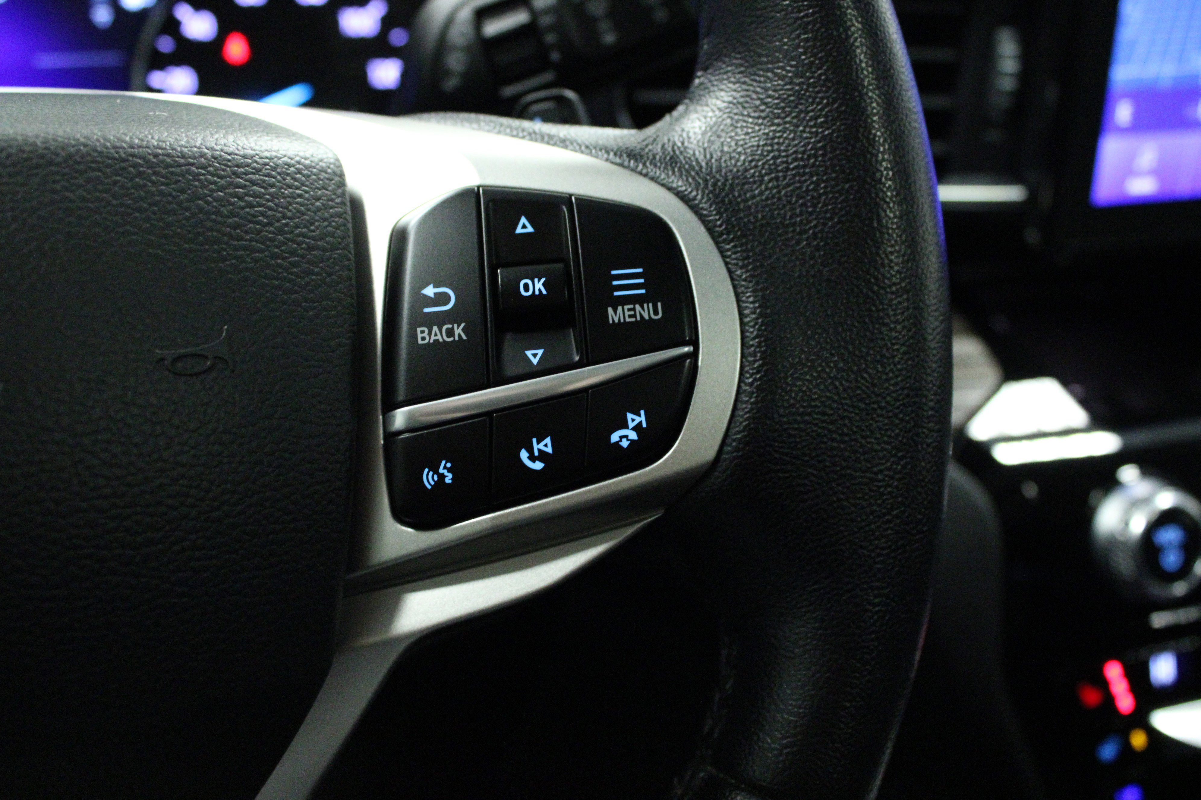 Used 2021 Ford Explorer Limited w/ Equipment Group 301A image 25