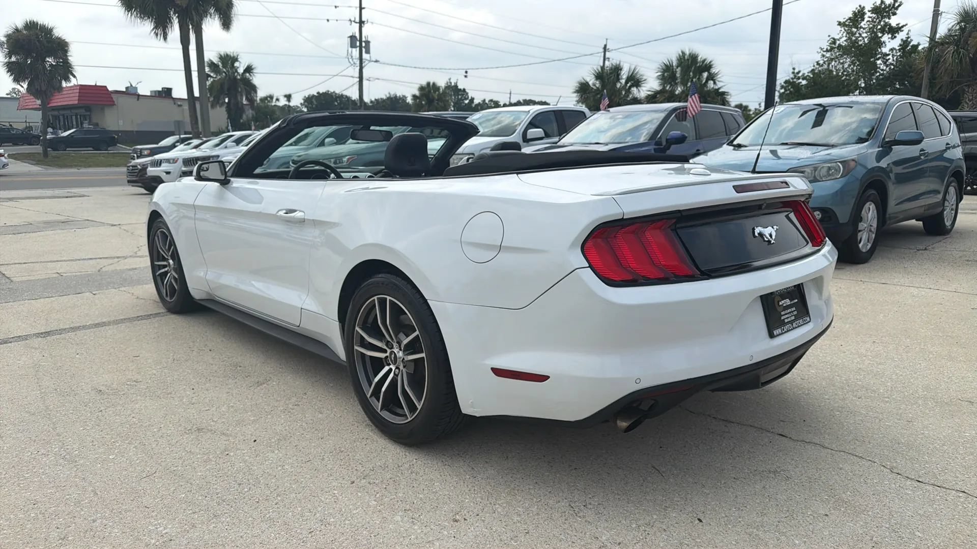 Used 2017 Ford Mustang Premium RWD image 11