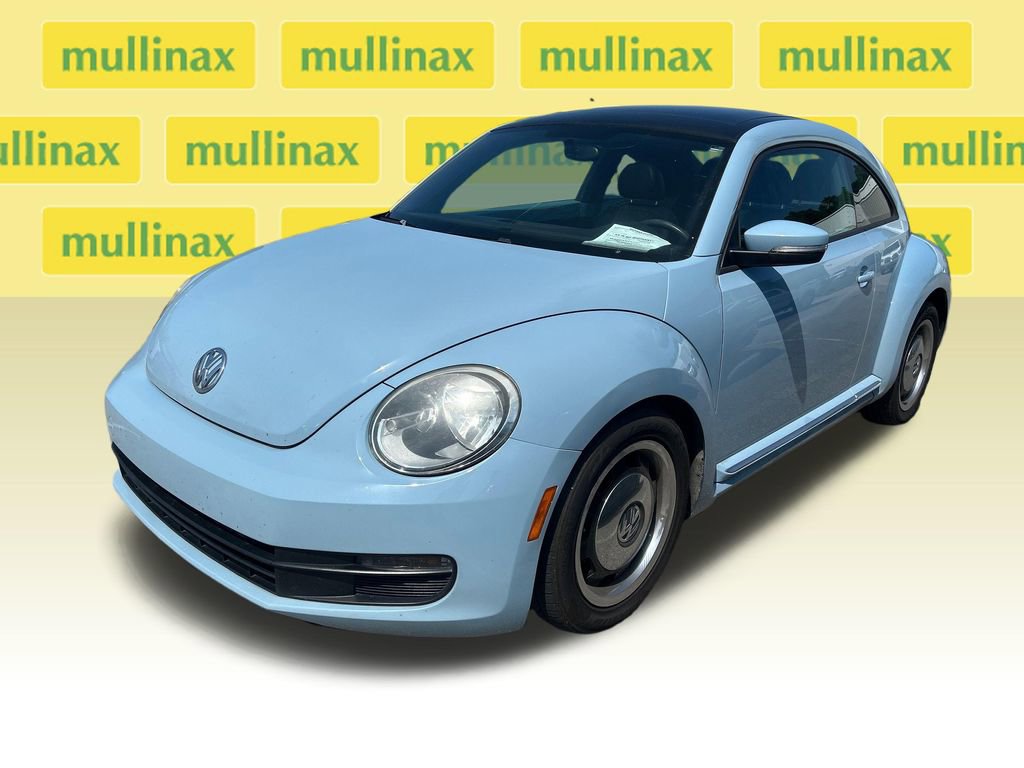 Used 2013 Volkswagen Beetle 2.5 FWD image 4
