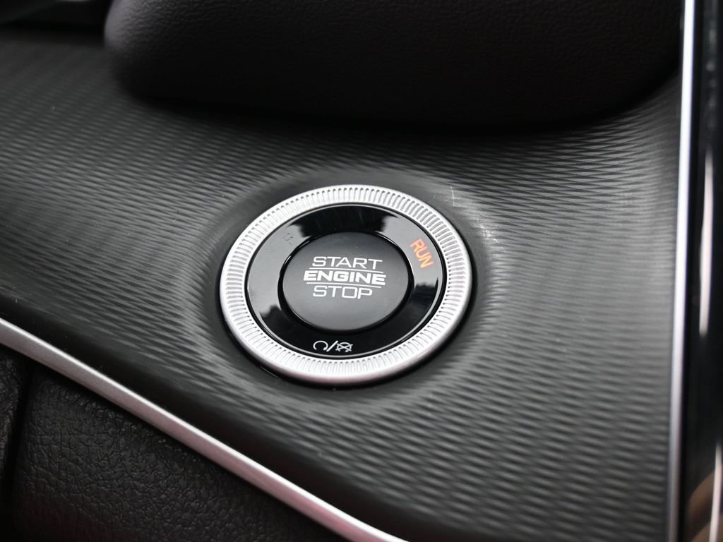 New 2025 Jeep Grand Cherokee Altitude image 26