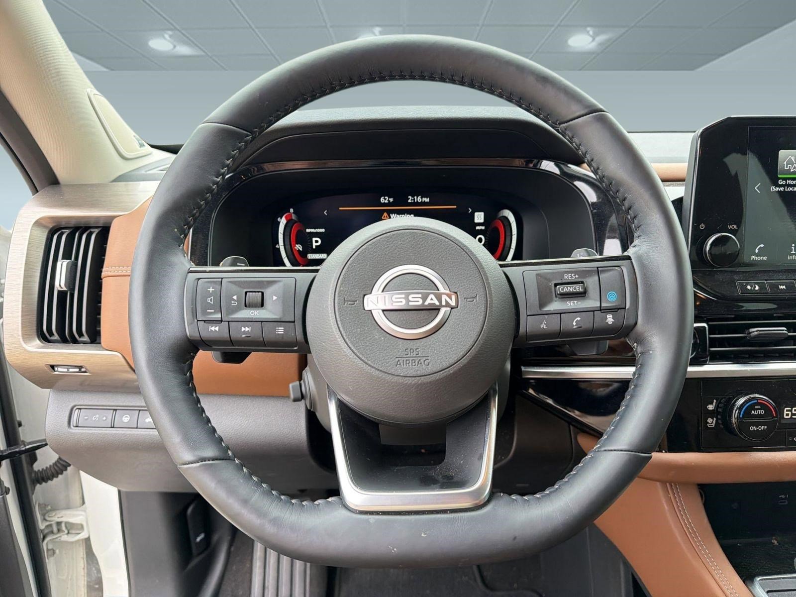 Used 2023 Nissan Pathfinder Platinum image 18