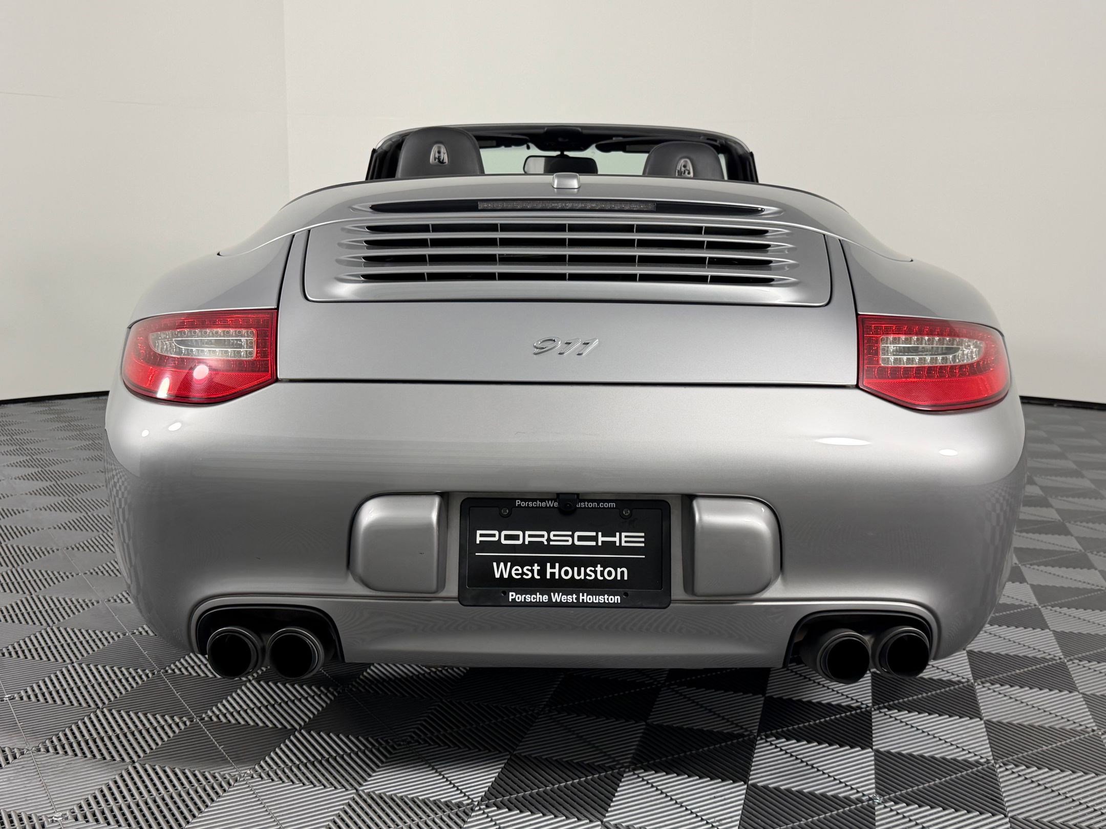 Used 2011 Porsche 911 Carrera S image 10