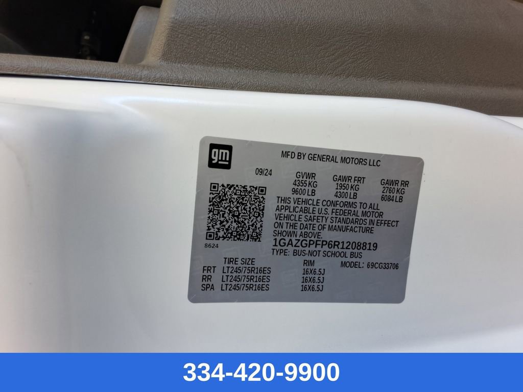 Used 2024 Chevrolet Express 3500 LT w/ LT Preferred Equipment Group image 26