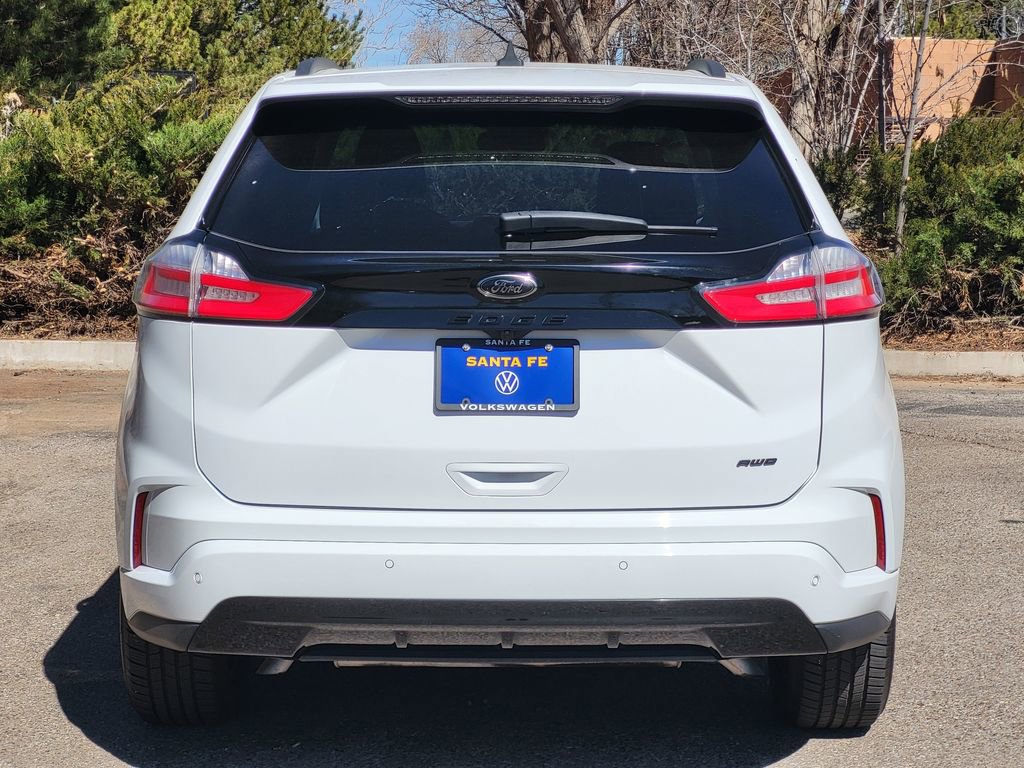 Used 2022 Ford Edge SE w/ Black Appearance Package image 6