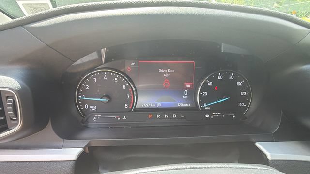 Used 2021 Ford Explorer XLT AWD/4WD image 28