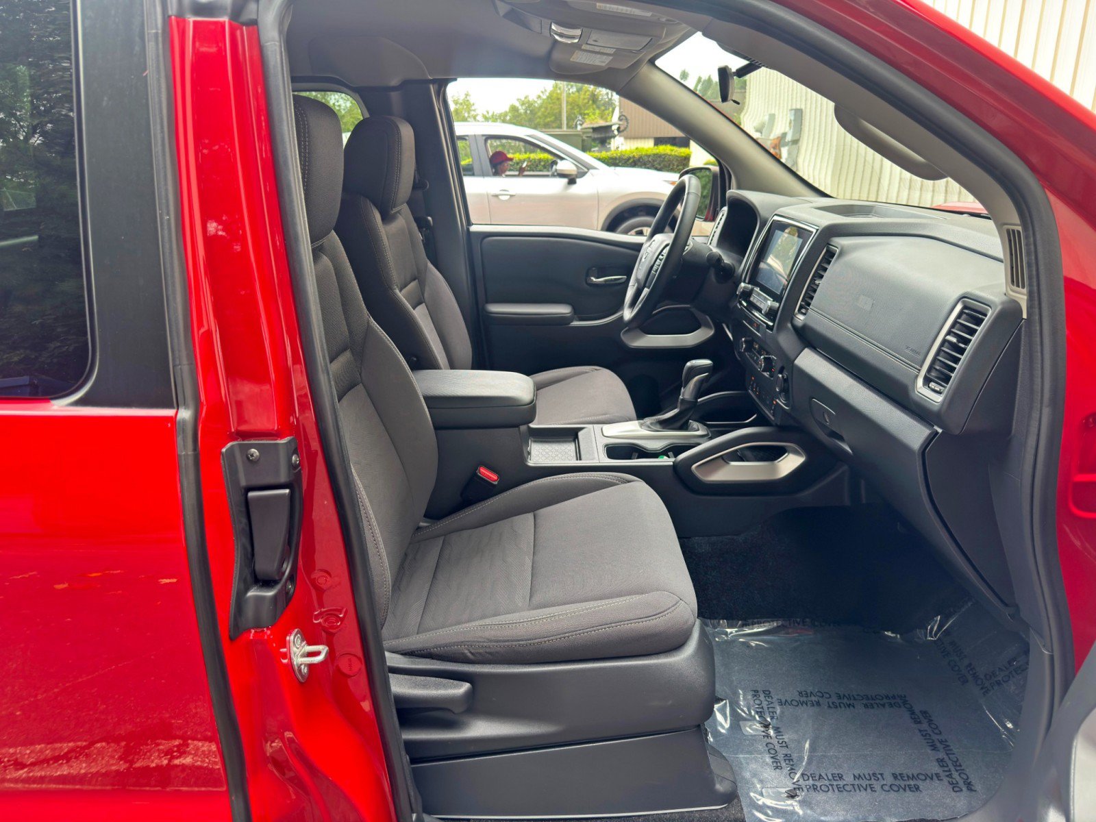 Used 2022 Nissan Frontier SV RWD image 14