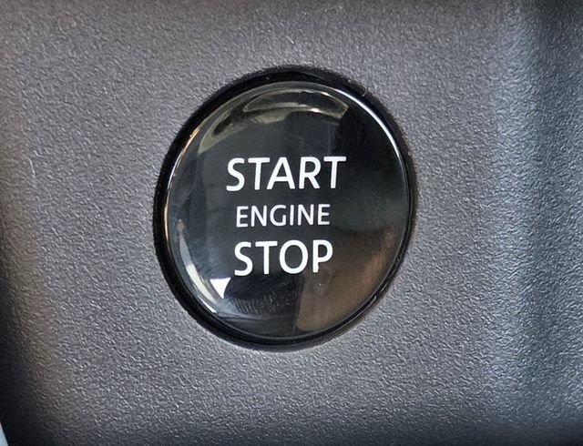 Used 2026 Nissan Rogue SV FWD image 29